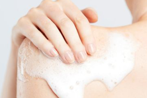 CÁCH DƯỠNG TRẮNG BODY TẠI NHÀ HIỆU QUẢ